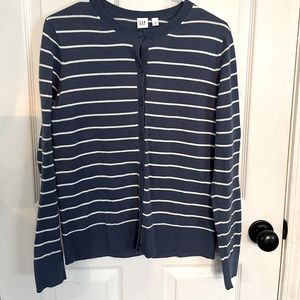 GAP - Blue and white stripe cardigan - NEW without Tags - size Large